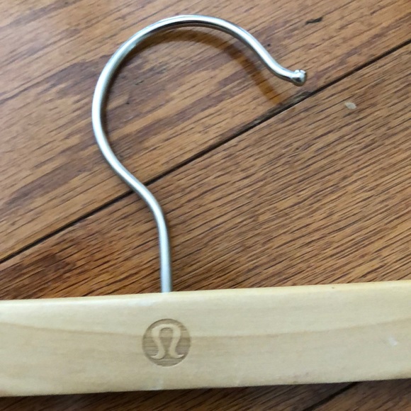 Lululemon Wooden Hangers for Bottoms Set of 5 - Picture 4 of 5